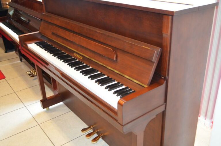 Hohner Klavier Modell Teak Pianohaus Maintal